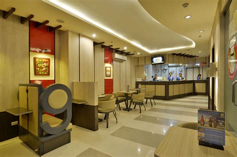 Hotel 99, Manila .